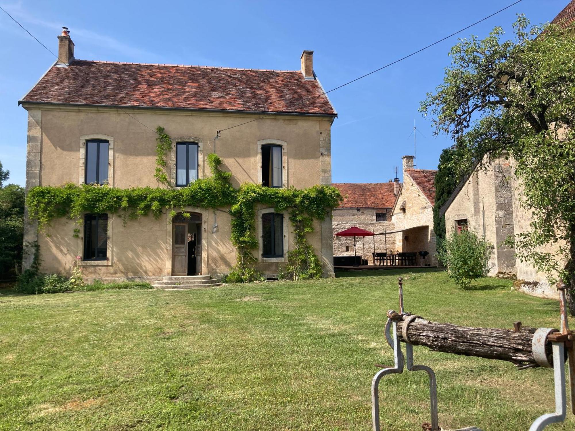 Le Presbytere - Touillon, Jacuzzi, 4 Chambres Pour 10 Kültér fotó